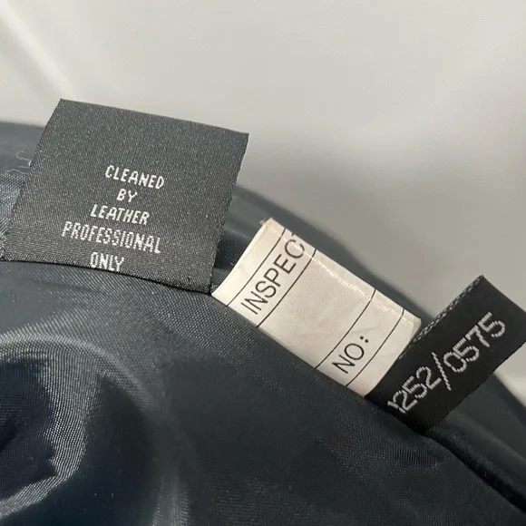 Vintage Leather Jacket Faux Fur Trim Black M Overcoat - Picture 7 of 9